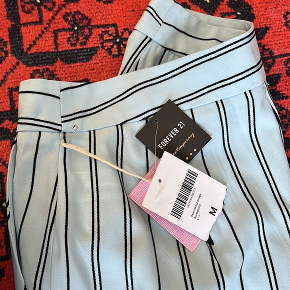 NWT light blue pinstripe suit set - Picture 9 of 10